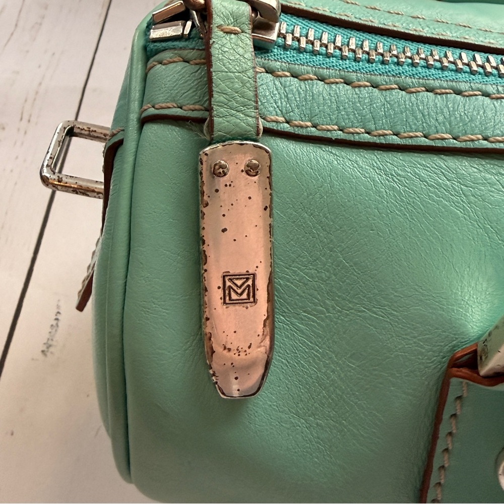Michael Kors | Vintage Leather Barrel Hand Bag, Mint Green - Picture 11 of 17